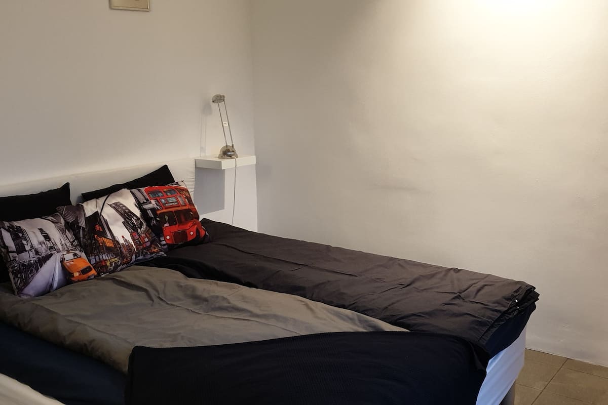 Basic Double Room, Garden View