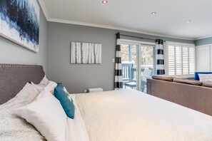 1 bedroom, desk, iron/ironing board, free WiFi