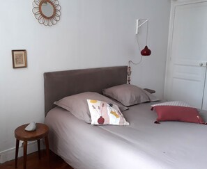 2 Schlafzimmer, Bügeleisen/Bügelbrett, Reisekinderbett, kostenloses WLAN