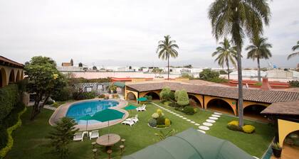 Hotel & Motel Hacienda Jiutepec