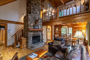 TV, peis og videospill