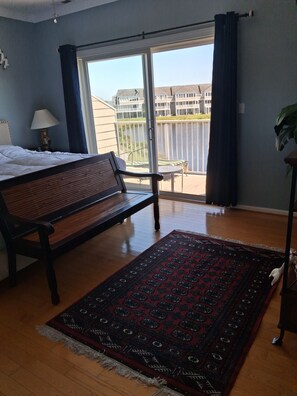 3 bedrooms, iron/ironing board, free WiFi - Immaculate townhome with many amenities and views. (Selbyville)