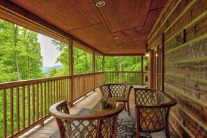 Property grounds - Hebron Falls Cabin: Wraparound Porch | Hot Tub | Pool Table | Dog Friendly | Firepit (Boone)