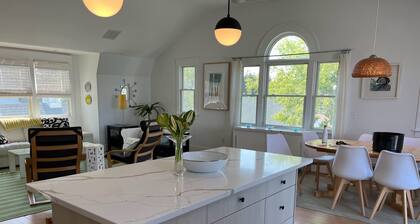 Open Floor Plan, Family Friendly, Waterview Home