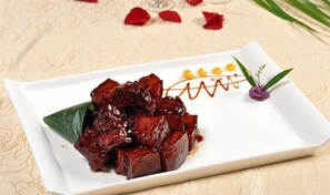Food and drink - Shanghai Xinjiangnan Hotel (Shanghai)