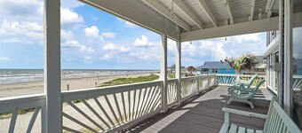 Ocean View | Right on the beach!