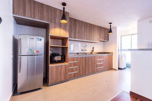 El Triunfo Aparts , 145m2 beautiful apartment in front of park.