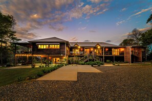 Front of property - Tranquilo Beach House (Woolgoolga)