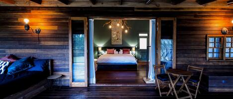 Family House, 6 Bedrooms, Ocean View | 6 bedrooms, Egyptian cotton sheets, premium bedding, down comforters