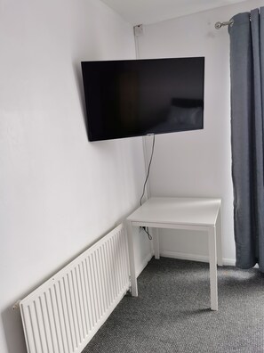Superior-huone, 1 makuuhuone, parveke, merinäköala (Nine) | Yksilöllisesti kalustettu, ilmainen Wi-Fi, vuodevaatteet