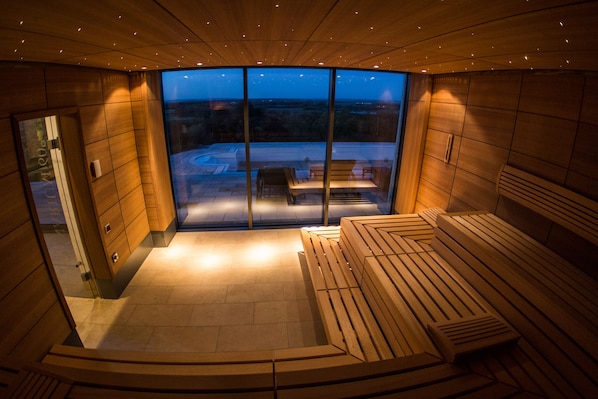 Sauna, baño de vapor, tratamientos corporales y envolturas corporales