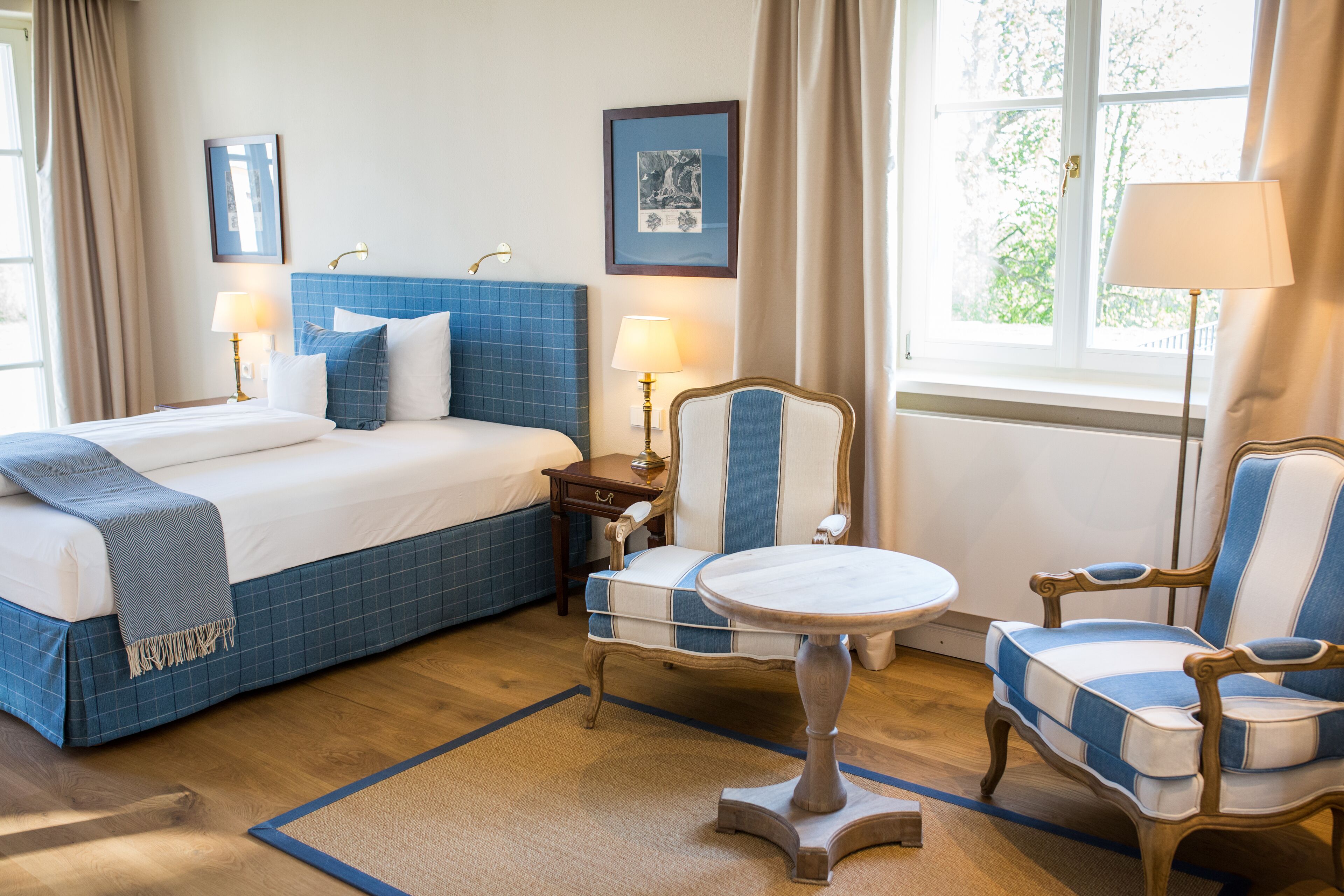 double room, accessible | 1 bedroom, minibar, in-room safe, desk