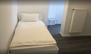 Residenzschloss  | Cribs/infant beds