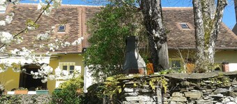Jumilhac le grand- House of character with garden