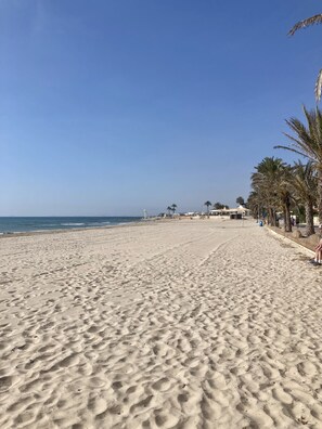 Beach nearby, sun loungers, beach towels - Beachside House with Private pool, Barbeque, golf courses, markets  & amenities (Dehesa De Campoamor)