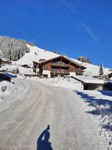 App Lyso, hiking and enjoyment in the mountains of Konigsleiten