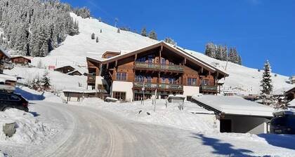 App Lyso, hiking and enjoyment in the mountains of Konigsleiten