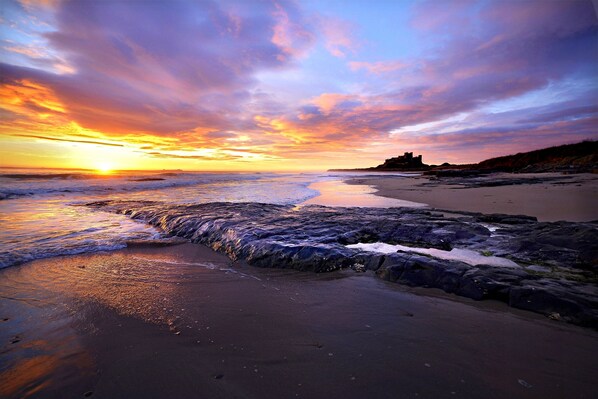 Una spiaggia nelle vicinanze