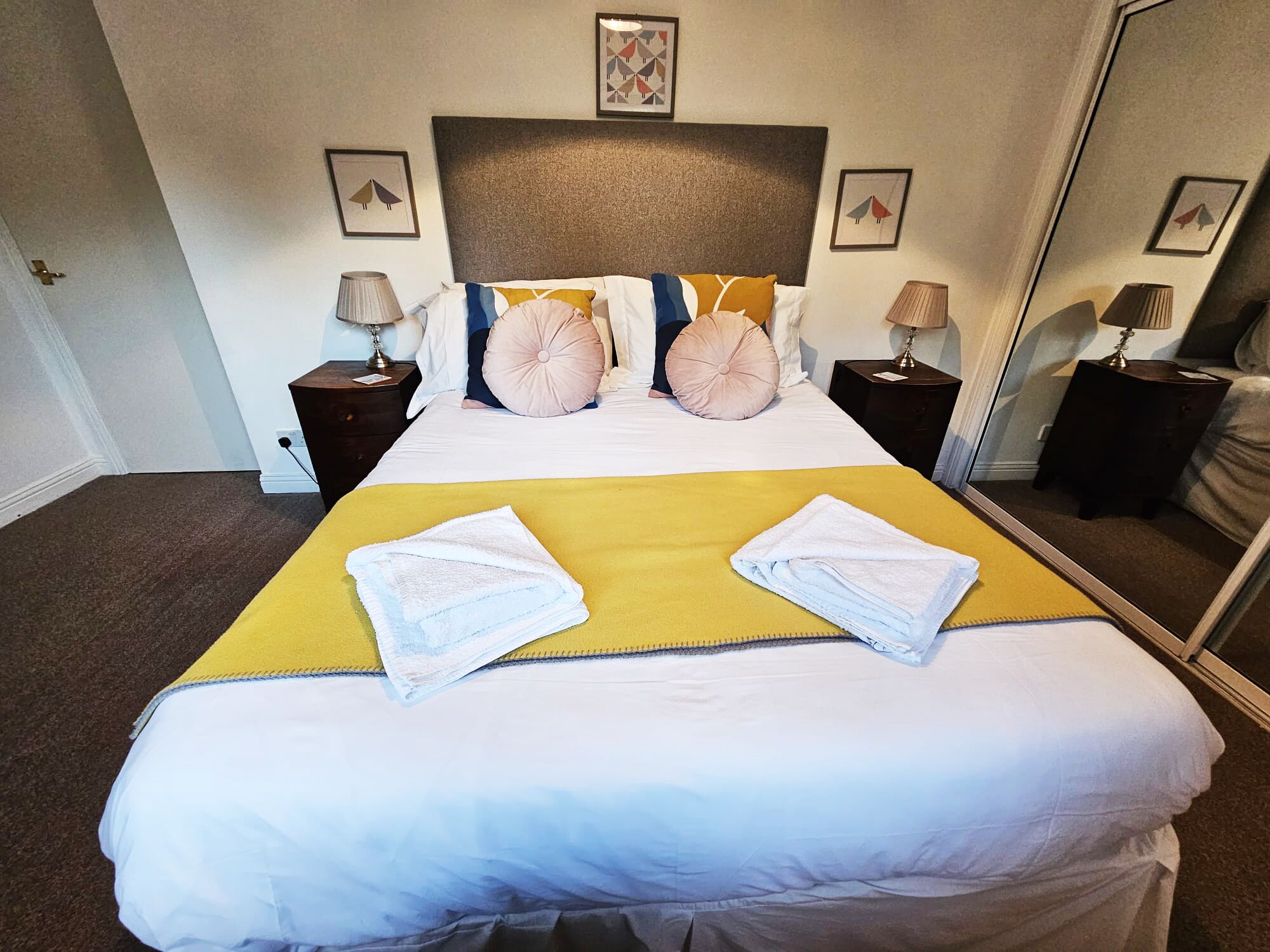 2 Schlafzimmer, Bügeleisen/Bügelbrett, kostenloses WLAN, Bettwäsche