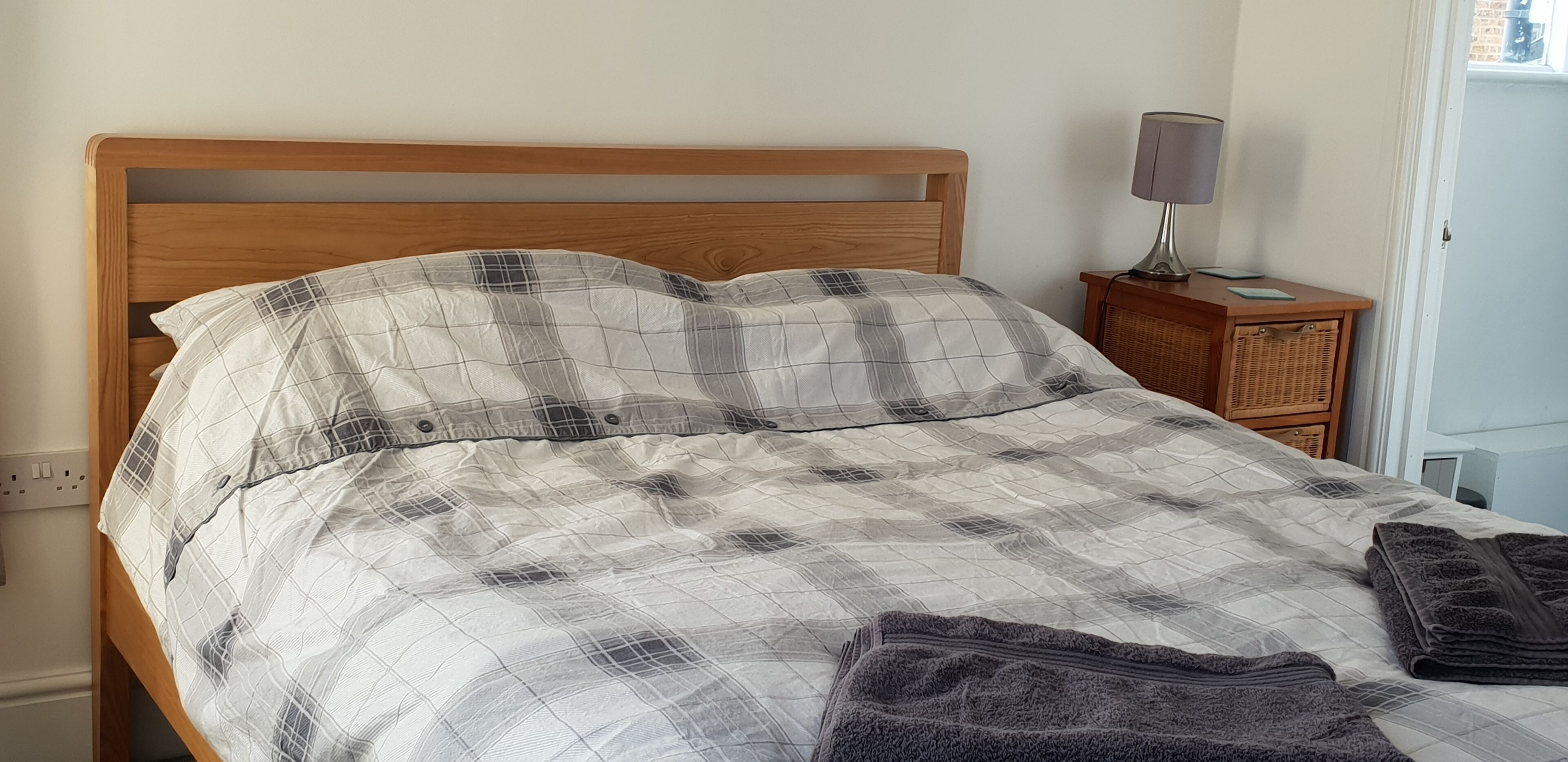 2 bedrooms, WiFi, bed sheets