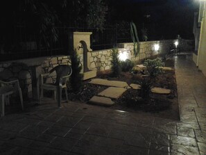 Terrace/patio - father's house in kissamos (Korfalonas)