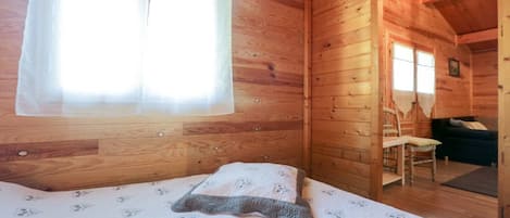 2 chambres, fer et planche Ă repasser, lit parapluie, Wi-Fi gratuit