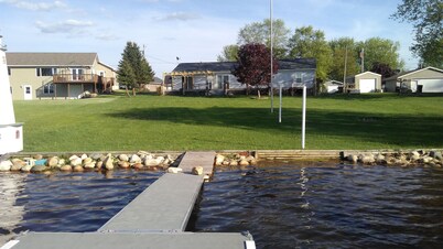 Marcellus Lake House on Saddlebag Lake