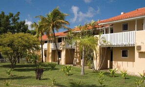 Exterior - Ocean-Front, Bari Reef Studio (A4) with Gorgeous View (Kralendijk)