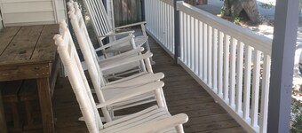 Chalet de plage familial et convivial! Prendre les réservations pour 2020! Wifi et nettoyage incl.