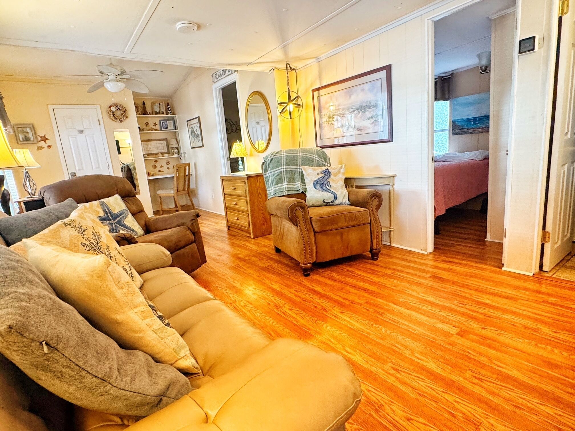 3 quartos, escrivaninha, Wi-Fi de cortesia