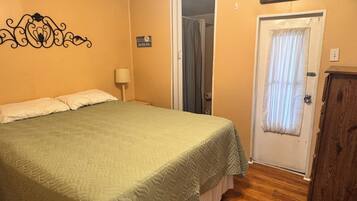 3 camere, una scrivania, Wi-Fi gratuito