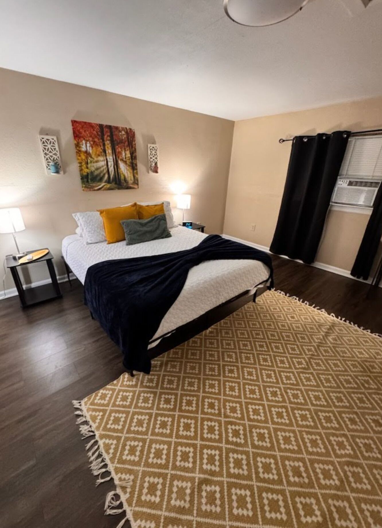 1 bedroom, iron/ironing board, WiFi, bed sheets