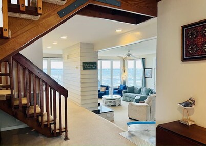 Waterfront w/ New Saltwater Heated Pool, Private Pier and Basketball Hoop.