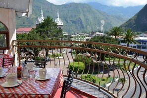 Balcony - Hotel Elvita Spa (Baños de Agua Santa)