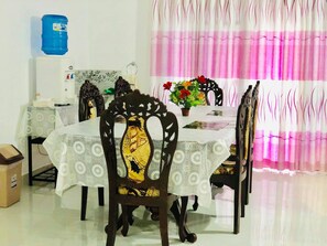 Dining - Family Ties GUEST INN (Bandarawela)