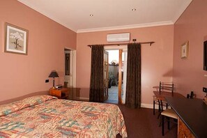 Free WiFi, bed sheets - Grand Central Accommodation B&B Cobden (Cobden)