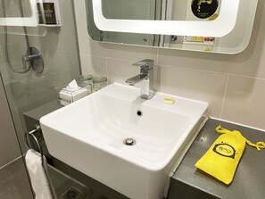 YELLO Urban | Bathroom