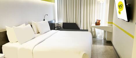 In-room safe, desk, free WiFi, bed sheets