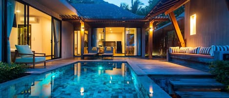 2-Bedroom Pool Villa | 露台