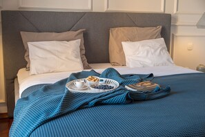 3 bedrooms, in-room safe, desk, soundproofing