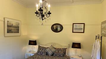 River Front Estate | 3 bedrooms, premium bedding, memory-foam beds, individually furnished