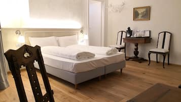 Superior-Doppel- oder -Zweibettzimmer | Schreibtisch, Verdunkelungsvorhänge, schallisolierte Zimmer