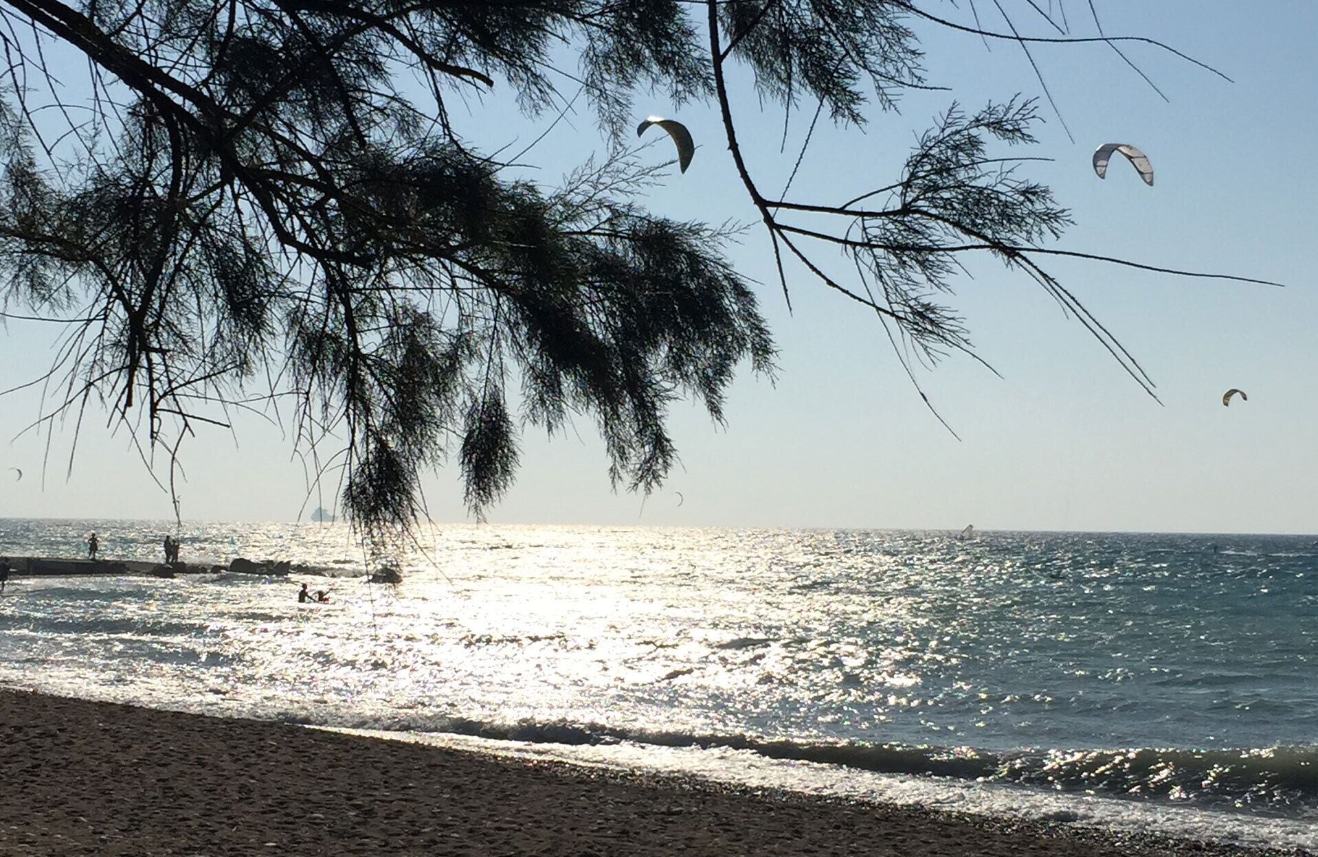 Sengetøy av topp kvalitet, senger med Select Comfort-madrass og minibar