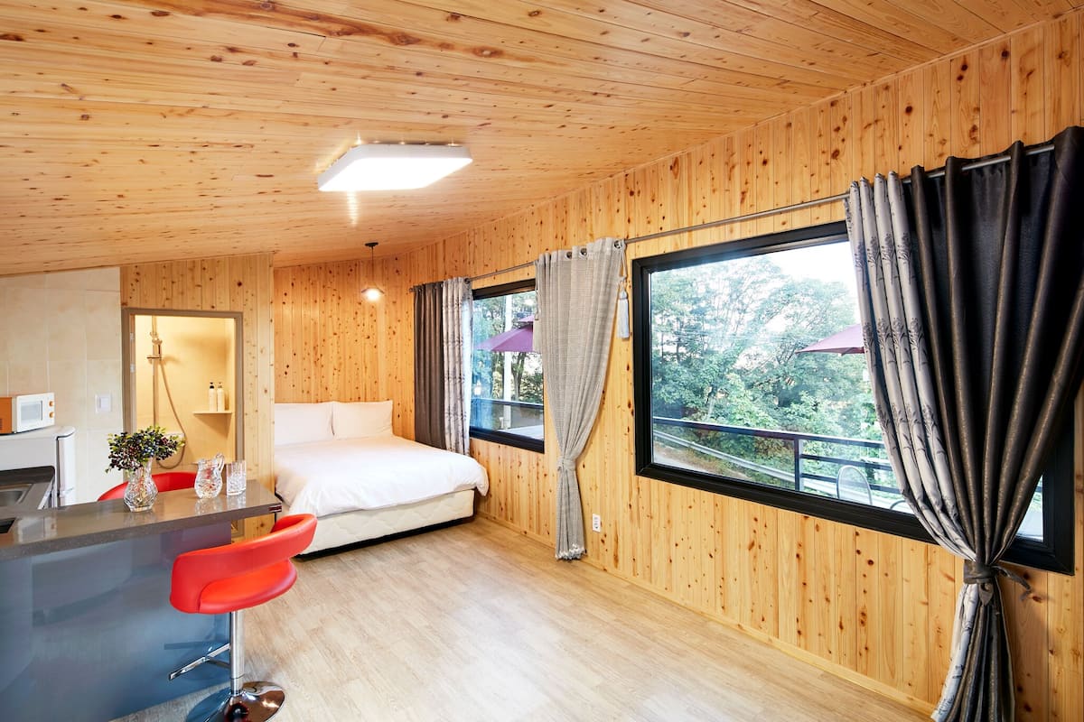 Estudio estándar (Royal) | 1 habitación, ropa de cama de alta calidad y decoración personalizada
