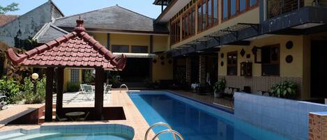 Familievilla, 6 soverom, fjellutsikt | Privat basseng