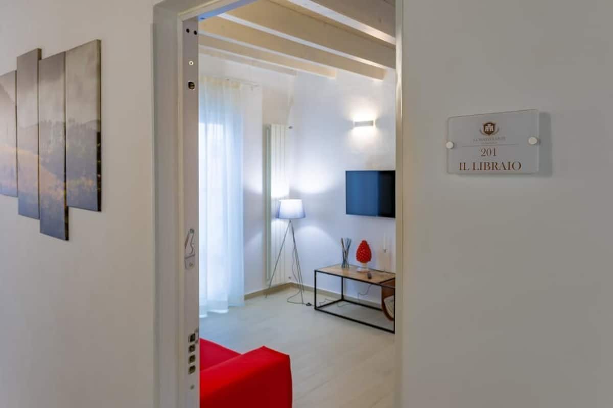 Deluxe Double Room with Exclusive Veranda | Egyptinpuuvillaiset lakanat, ylelliset vuodevaatteet, untuvapeitot