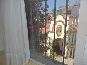 View from room - GM Rooms Rental Suites (La Rioja)