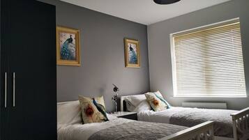 Casa, 3 habitaciones | 3 habitaciones y wifi gratis