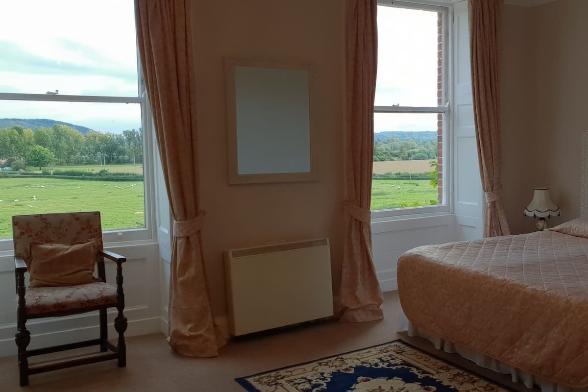 Classic Double Room, 1 Double Bed, Non Smoking, Garden View | Desk, iron/ironing board (on request), WiFi (free)