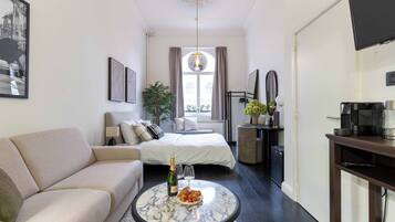 Double Room | Premium bedding, in-room safe, individually decorated, desk